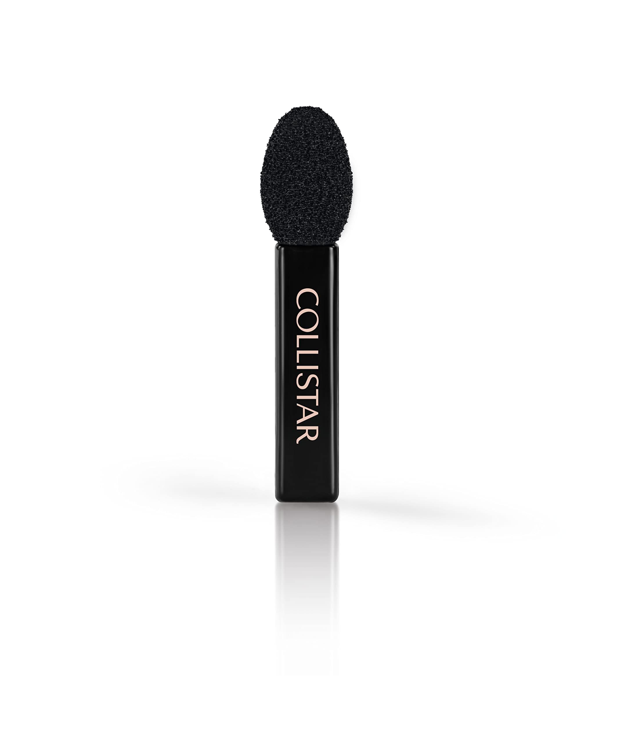 Applicatore nero con spugna nera. COLLISTAR è scritto sul manico.