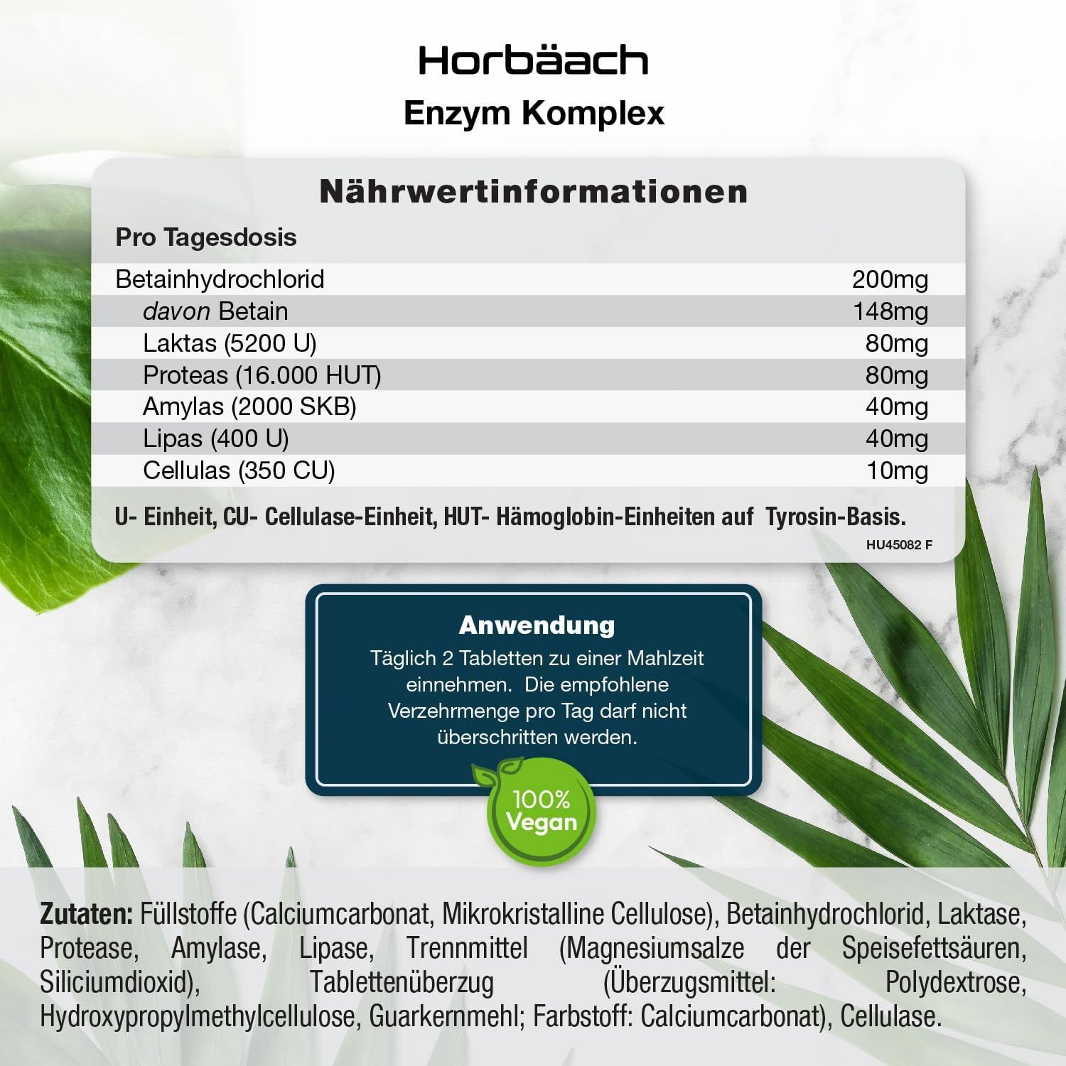 Informazioni nutrizionali su sfondo bianco. Contiene betaina cloridrato, lattasi, proteasi, amilasi, lipasi, cellulasi.