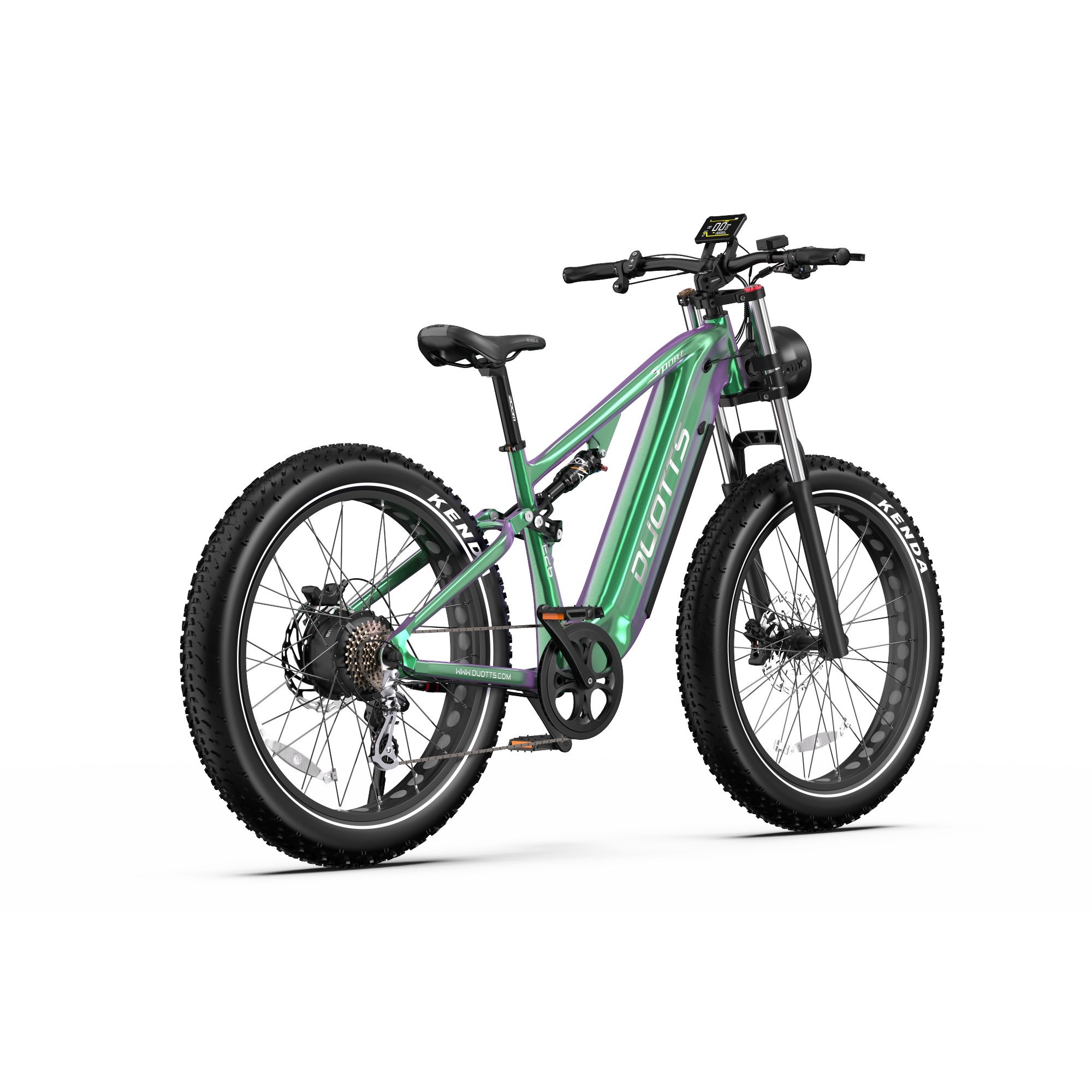 Mountain bike elettrica verde. Pneumatici neri KENDA. Logo DUOTTS sul telaio. Display digitale.