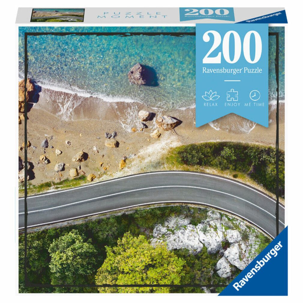 Scatola puzzle da 200 pezzi. Motivo: strada costiera con mare e rocce. Marchio: Ravensburger. Confezione con logo e informazioni sul prodotto.