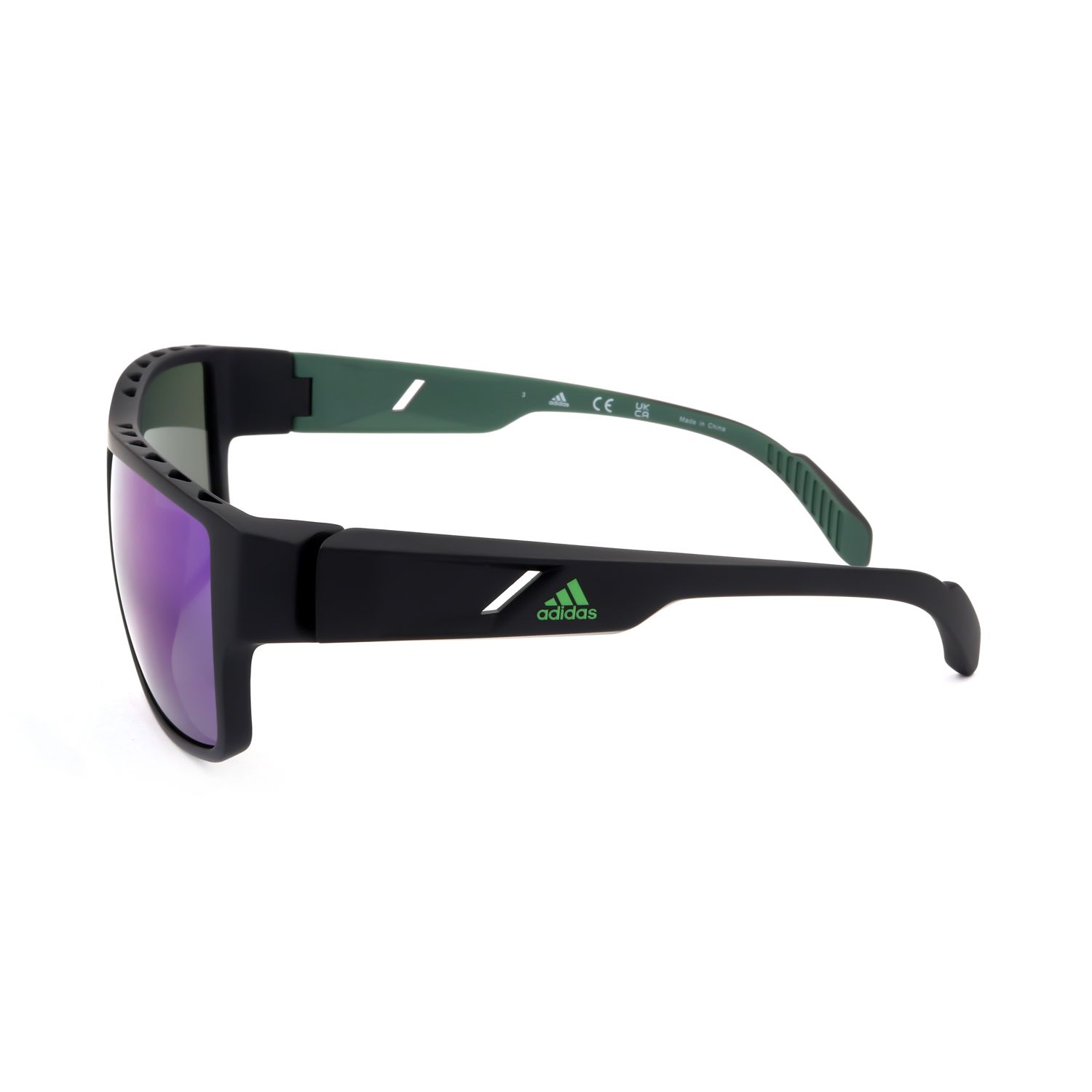 Occhiali da sole Adidas neri con aste verdi e lenti a specchio viola. Logo Adidas sull'asta.