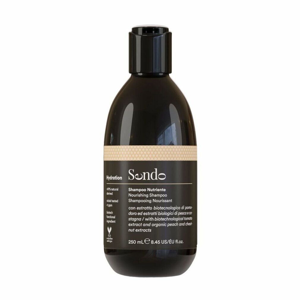 Flacone di shampoo nero con etichetta. Scritta: Sendo, Hydration, Nourishing Shampoo. Sigillo vegano.