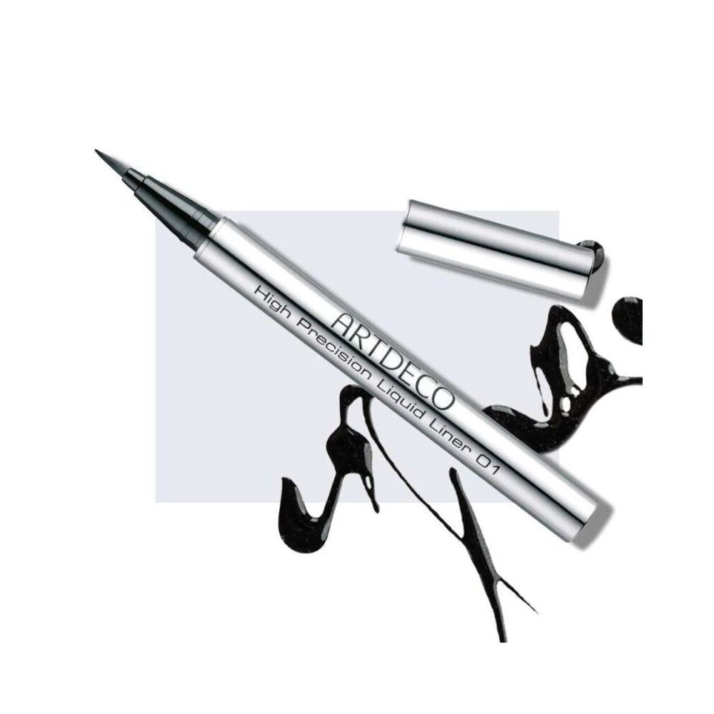 Penna eyeliner argentata con punta nera e macchia di eyeliner nero. Scritta: ARTDECO High Precision Liquid Liner 01.