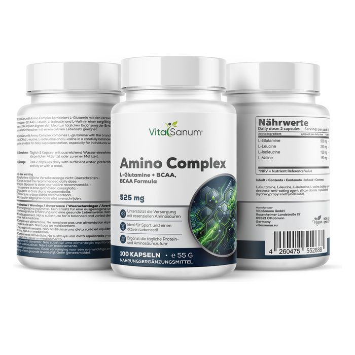 Tre contenitori VitaSanum Amino Complex, uno davanti, due dietro.