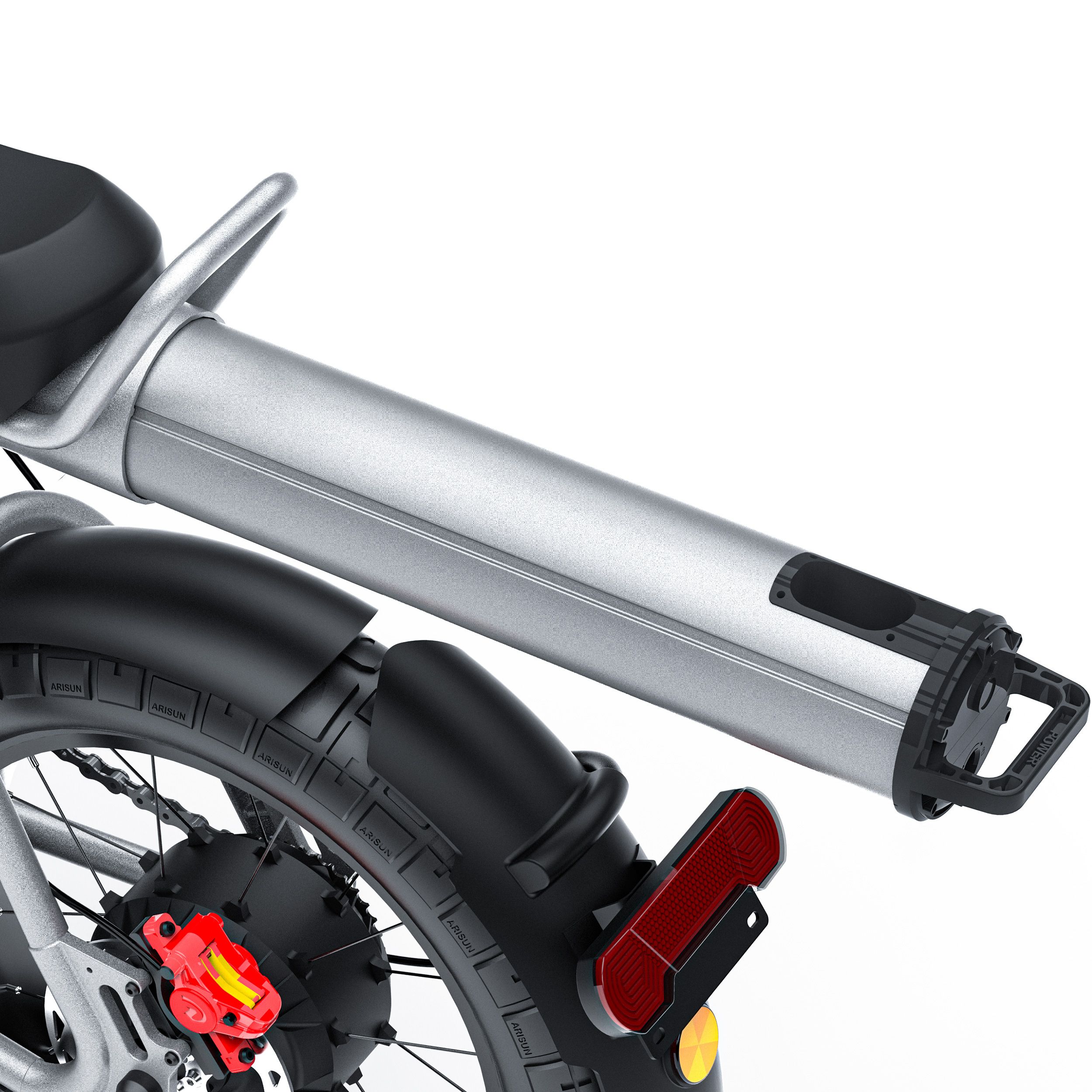 Vista dettagliata della parte posteriore di una dirt bike elettrica. Fanale posteriore, parafango, vano batteria.