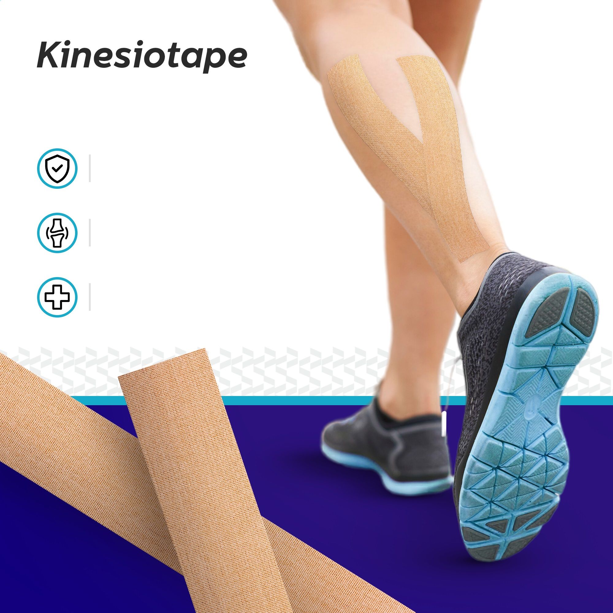 Persona con kinesio tape sulla gamba. Due rotoli di nastro in primo piano. Logo e scritta Kinesiotape.