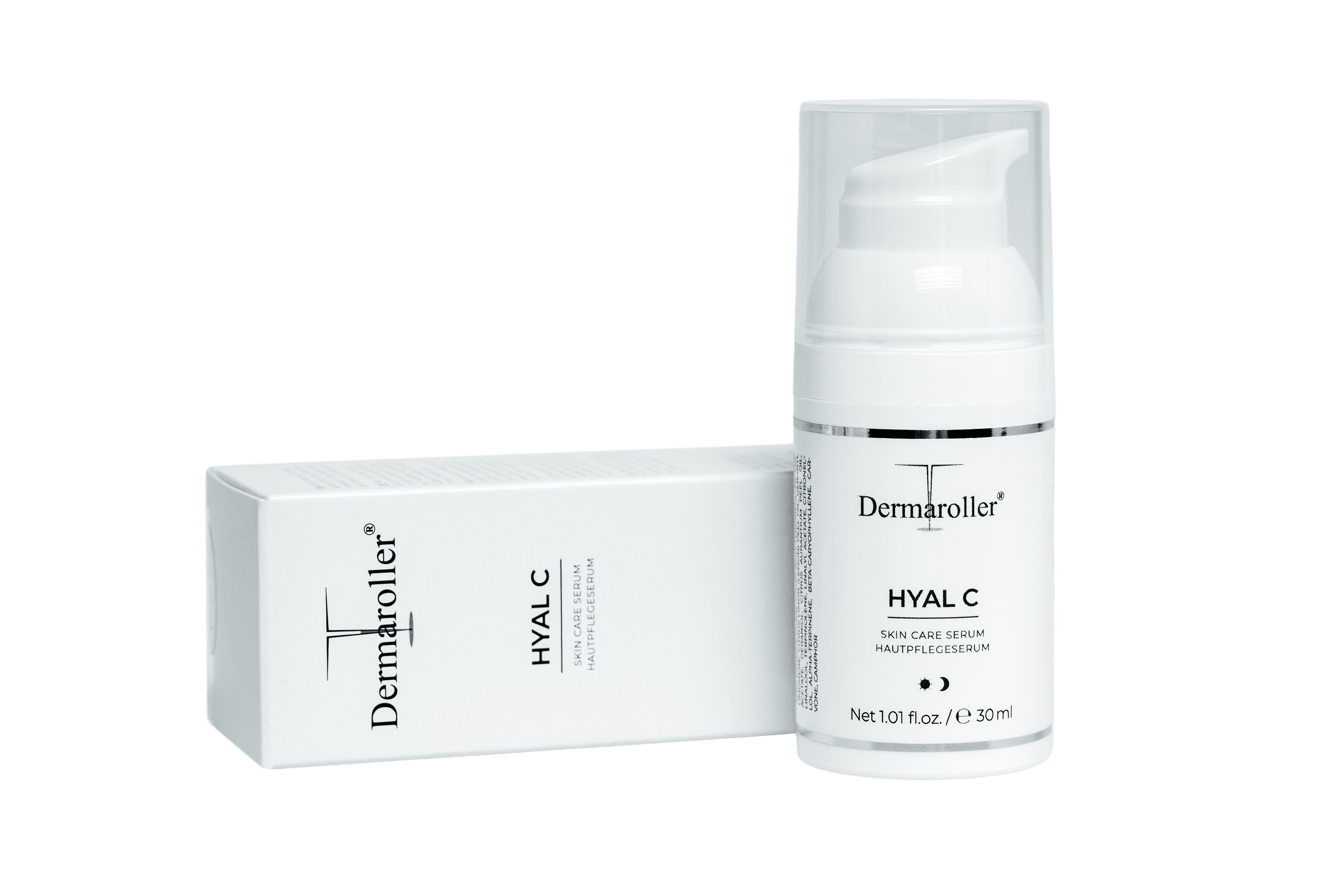 Flacone Dermaroller Hyal C Serum accanto a una scatola pieghevole.
