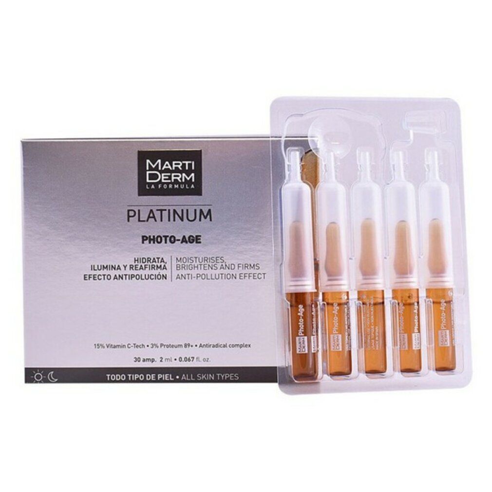 Confezione e blister di MartiDerm Platinum Photo-Age. Blister con 5 fiale. Testo: 'Platinum Photo-Age'.