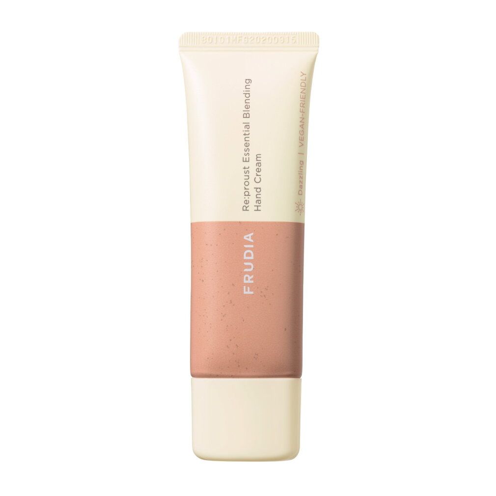 Tubo di crema con etichetta che indica "Re:proust Essential Blending Hand Cream".