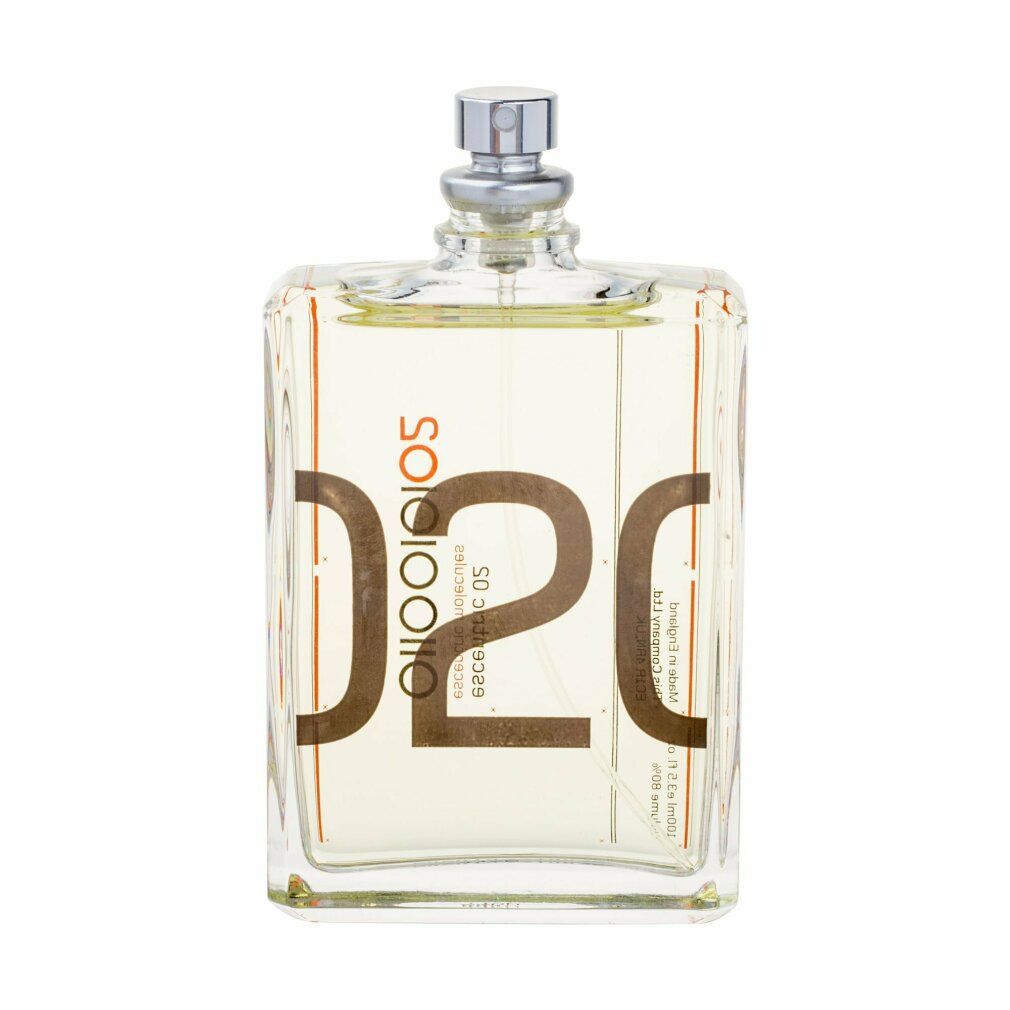 Flacone di profumo con scritta 02 ed Escentric Molecules. Liquido trasparente, vaporizzatore argentato.
