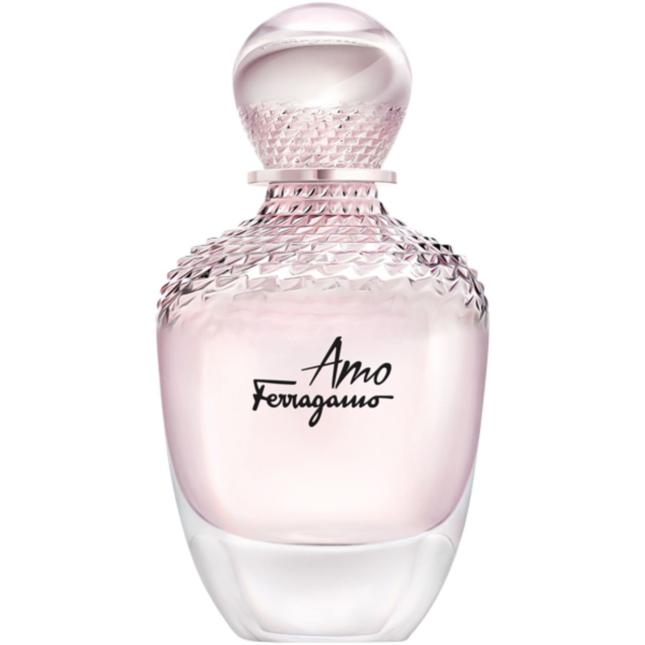 Flacone di profumo rosa. Rotondo, con tappo trasparente. Scritta 'Amo Ferragamo'.