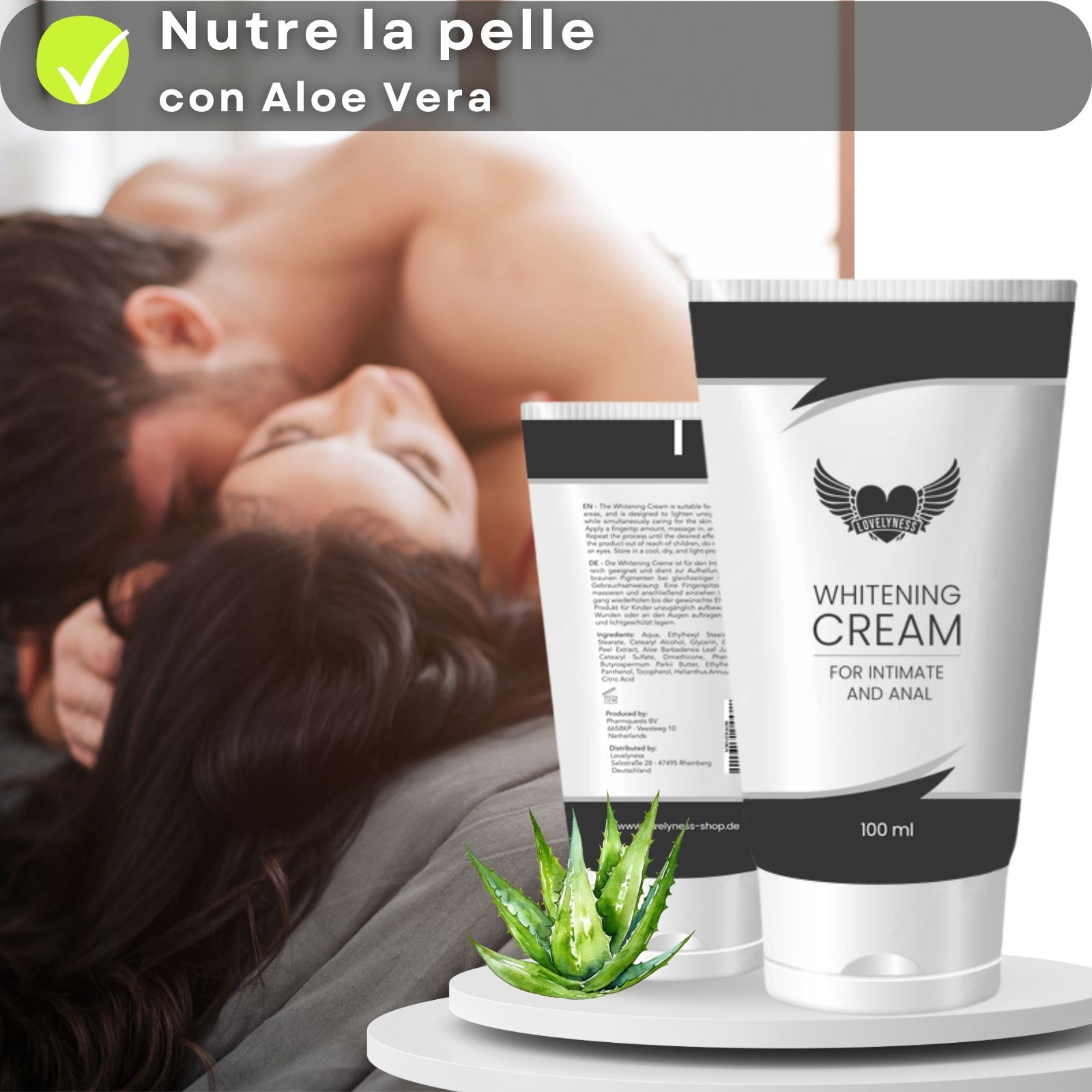 Tubo di crema. Testo: Whitening Cream, per intimo e anale. 100 ml. Due tubi. Sfondo: coppia. Testo: Nutre la pelle.