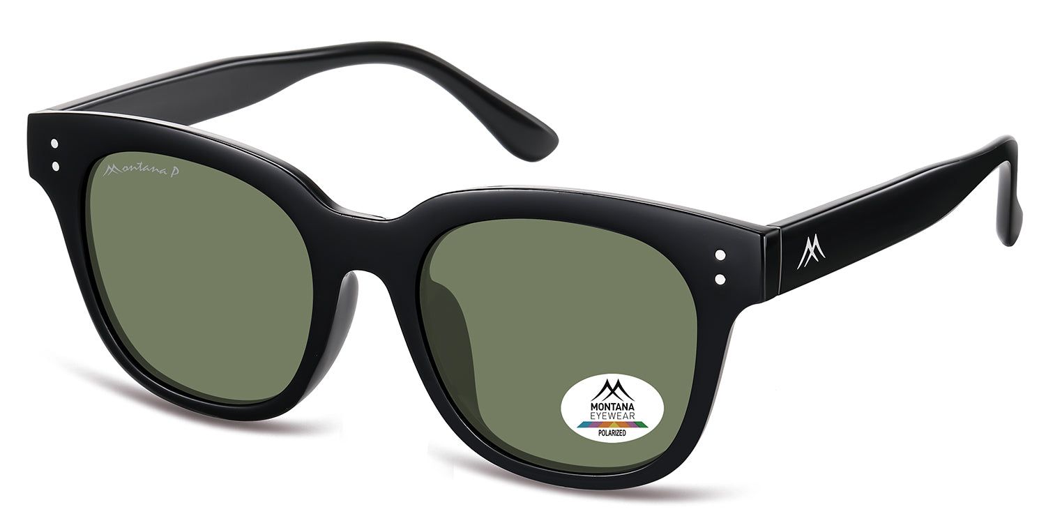 Occhiali da sole neri con lenti verdi. Logo Montana Eyewear ed etichetta Polarized. Forma quadrata, montatura spessa.