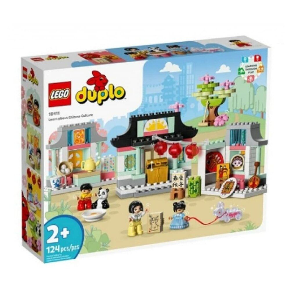 Set LEGO Duplo. Include edifici, personaggi e accessori. Confezione con nome del prodotto e raccomandazione di età.
