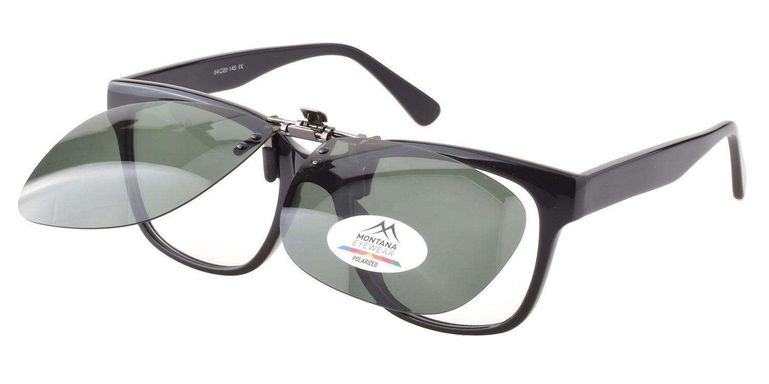 Occhiali neri con lenti verdi e occhiali da sole clip-on. Logo Montana Eyewear ed etichetta Polarized.