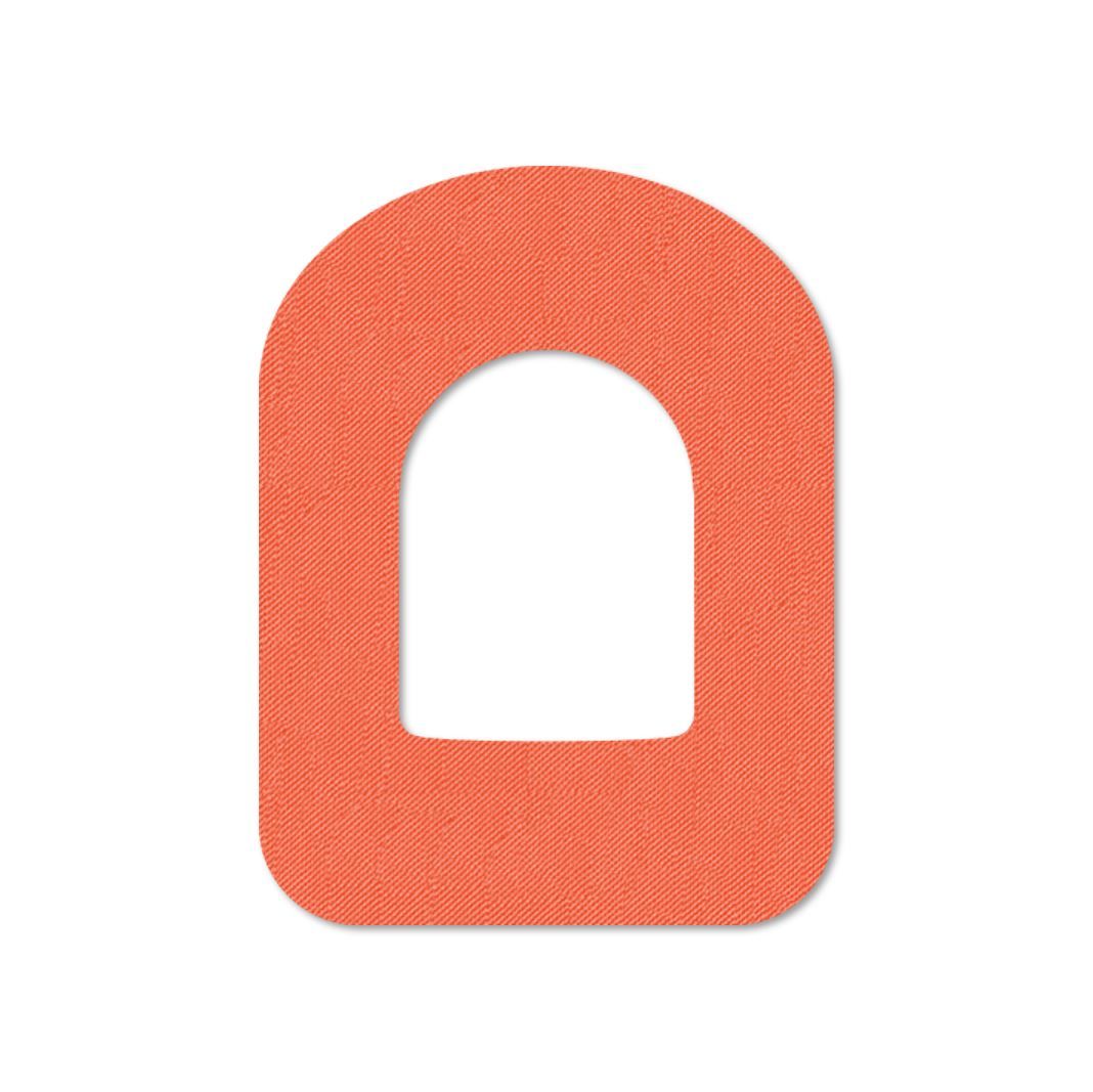 Cerotto adesivo arancione con intaglio. Forma quadrata con angoli arrotondati. Superficie tessile.