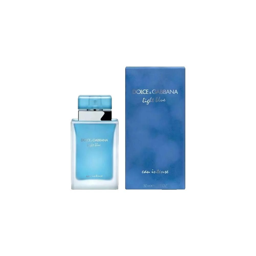 Flacone di profumo azzurro e scatola. Scritta: Dolce & Gabbana Light Blue Eau Intense. Flacone con tappo argentato.