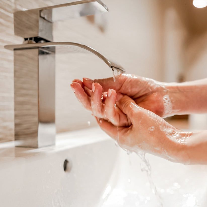 R5 Ricarica Sapone Mani Fragranza Menta e Lavanda, 100% Made in Italy