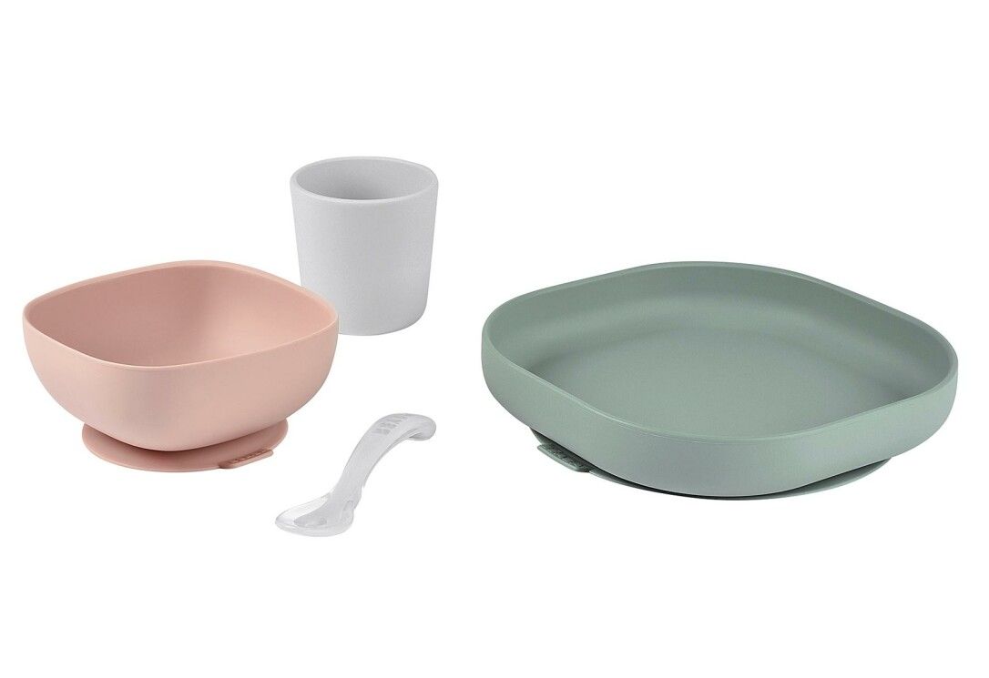Set di stoviglie con piatto, ciotola, tazza e cucchiaio. Colori: verde, rosa, bianco. Cucchiaio con logo BEABA.