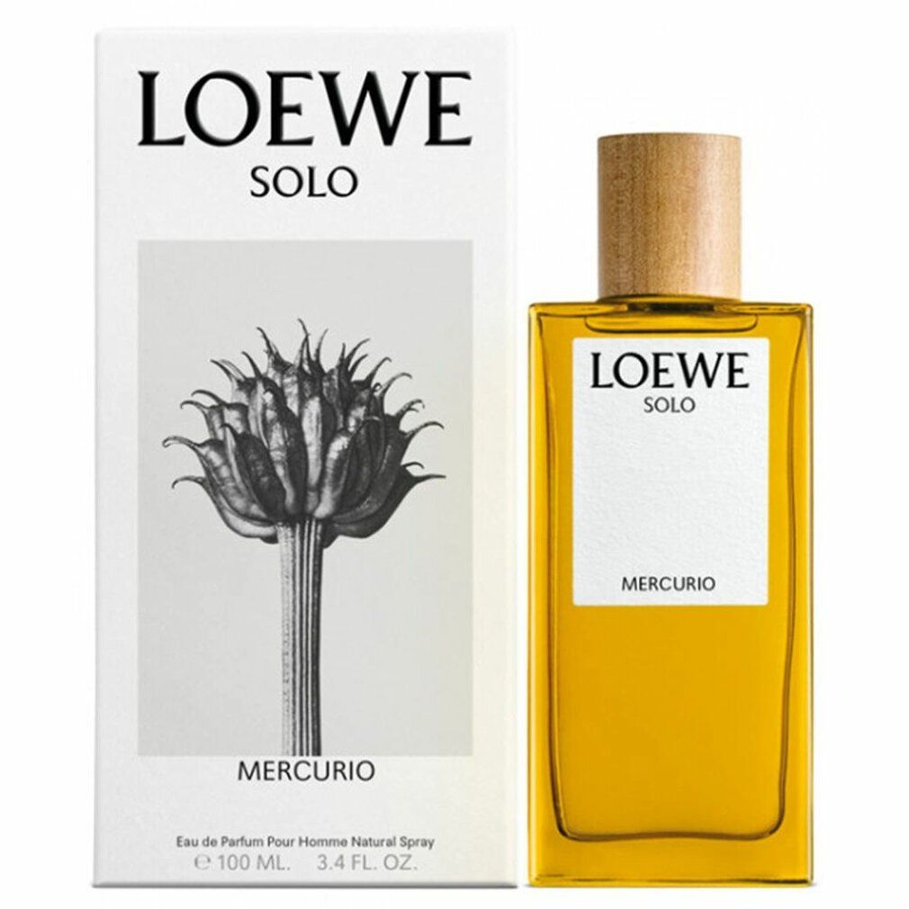 Flacone e confezione. Sulla confezione: "LOEWE SOLO MERCURIO". Flacone con tappo in legno e liquido giallo.