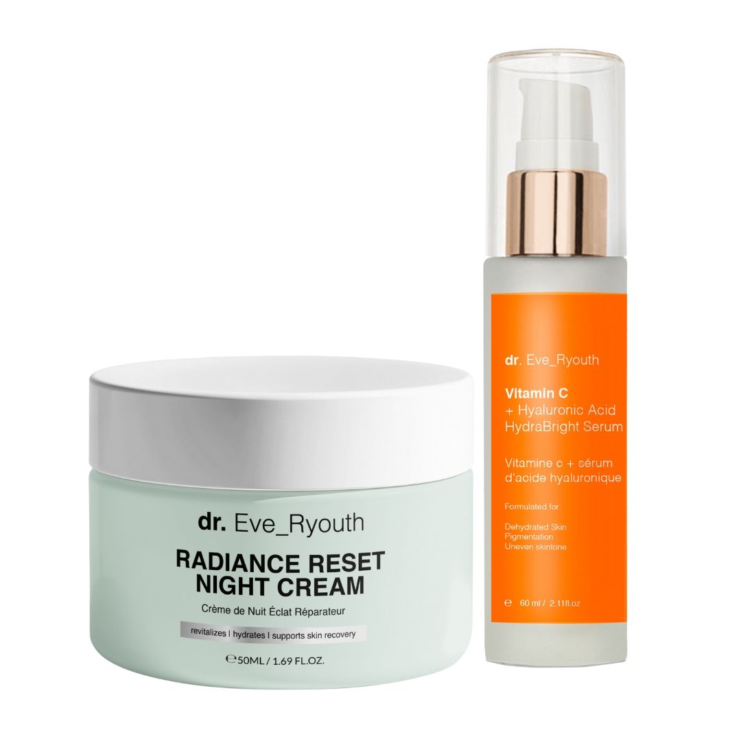 Due prodotti affiancati. Vaso con 'Radiance Reset Night Cream' e flacone 'Vitamin C Serum'.