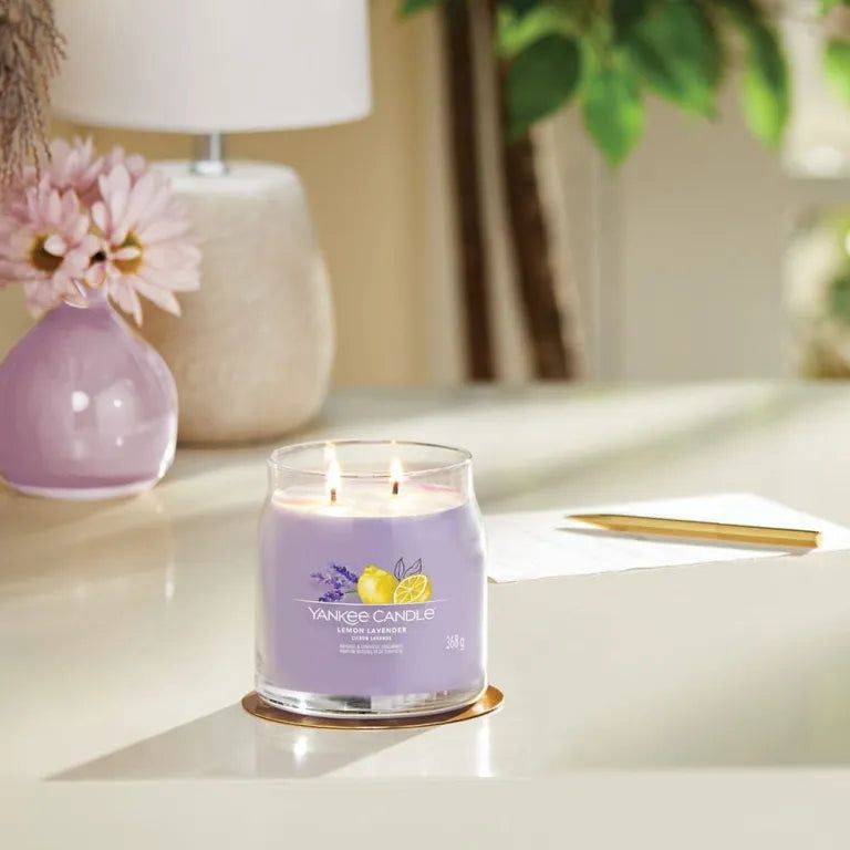 Yankee Candle Giara Media Lemon Lavender – Candela profumata (Ref. 1630004E)