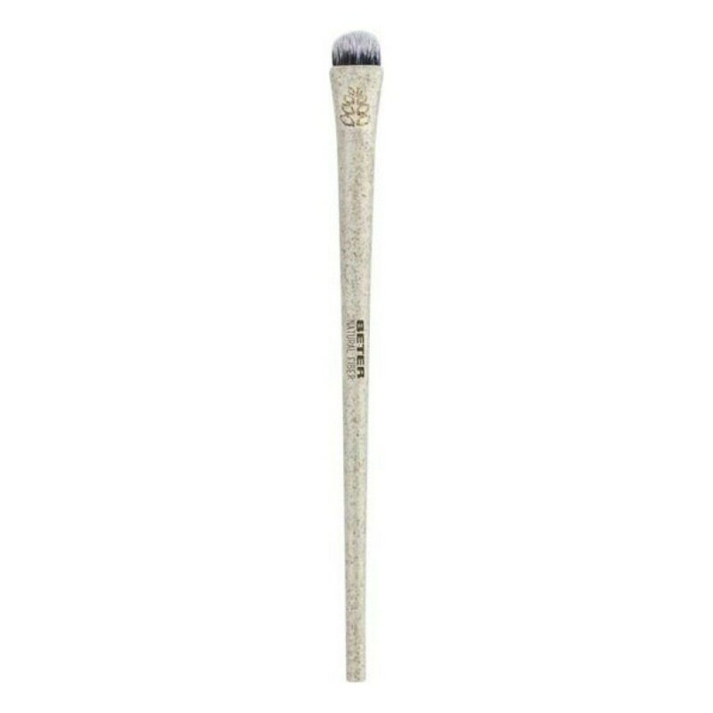 Pennello per ombretto beige con manico chiaro e setole scure. Il manico presenta un marchio.