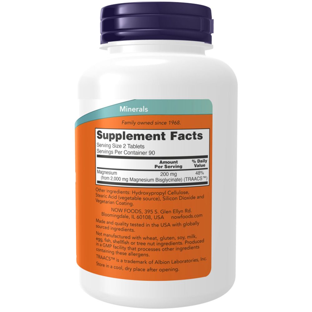Retro del flacone. Etichetta bianca con informazioni nutrizionali. Contiene magnesio. Informazioni produttore. Logo "NOW FOODS".