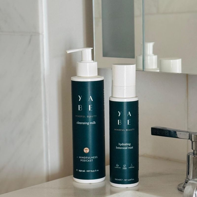 ya_be Hydrating Botanical Mist