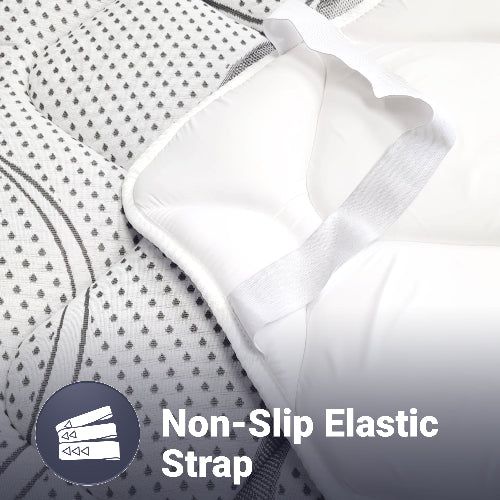 Vista dettagliata coprimaterasso con elastico e sigillo 'Cinghia elastica antiscivolo'.