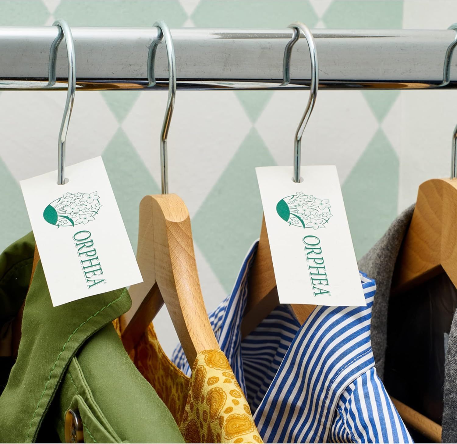 Orphea, Foglietti Salvalana per Cassetti e Armadi,per Lana e Vestiti, Profumo Legni di Cedro, 3 Pack