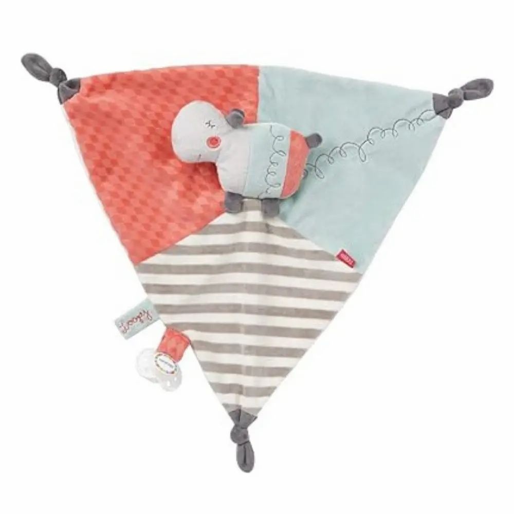 Doudou triangolare con ippopotamo. Tessuti diversi: rosa, blu, a righe. Nodi grigi.
