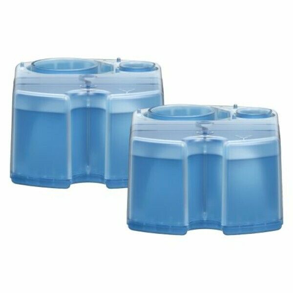 Due cartucce di pulizia blu. Forma rettangolare con angoli arrotondati. Liquido detergente blu visibile.