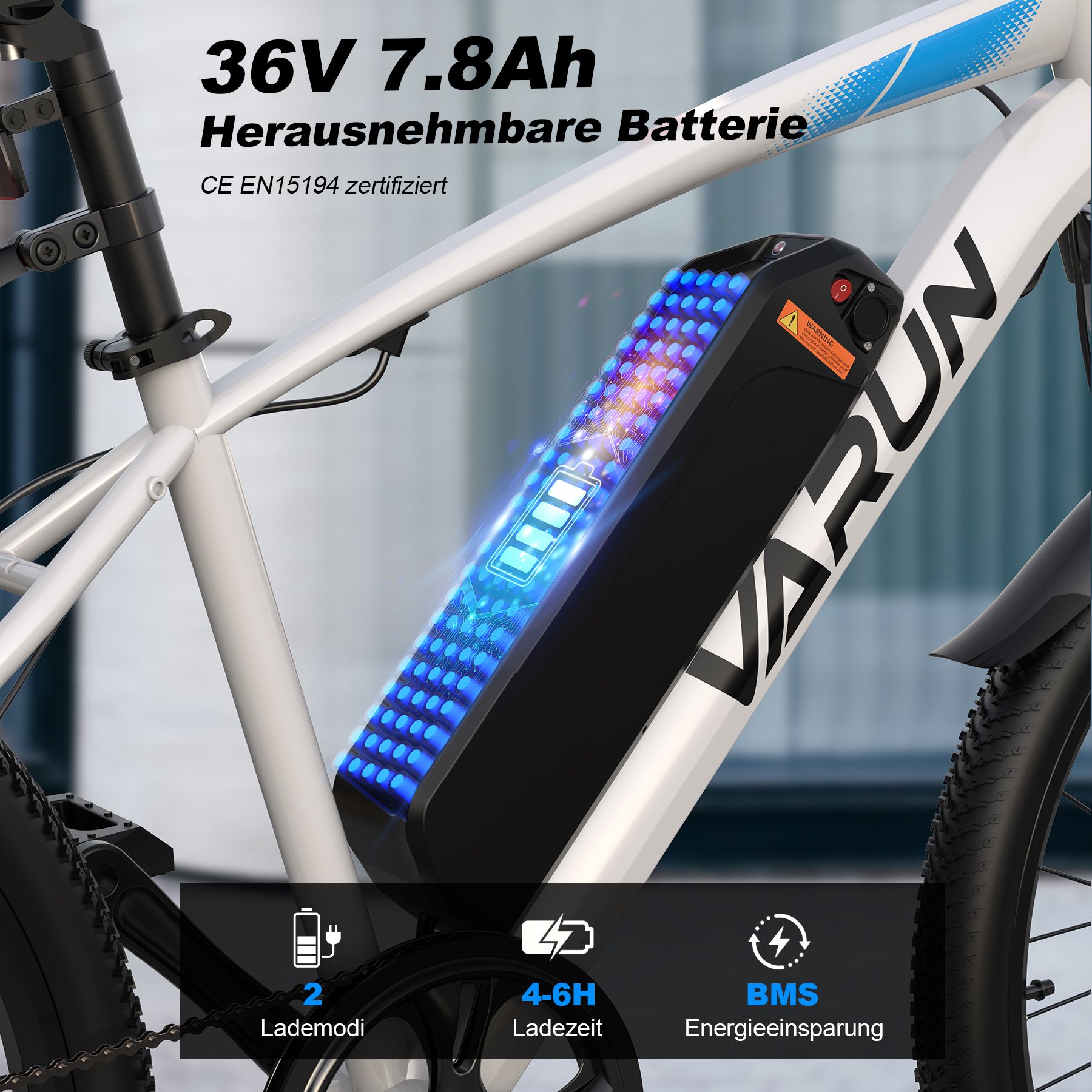 Primo piano della batteria. Batteria 36V 7,8Ah. Certificato CE EN15194. Indicatore di carica. 2 modalità di ricarica, BMS.