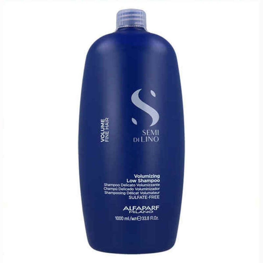 Flacone di shampoo blu con tappo bianco. Testo: Semi Di Lino, Volume Fine Hair, Volumizing Low Shampoo, Alfaparf Milano. 1000 ml.