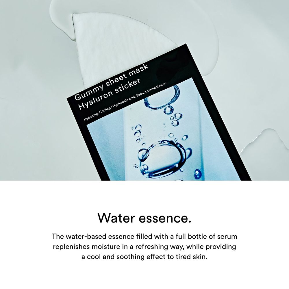 Primo piano della confezione nera con nome del prodotto e ingredienti. Essenza d'acqua.