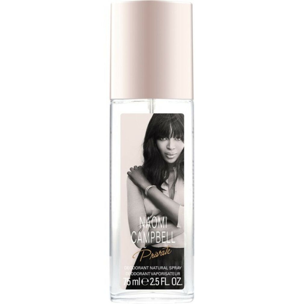 Spray deodorante con tappo rosa. Sul davanti, un ritratto in bianco e nero di Naomi Campbell. Sotto, la scritta "Private".
