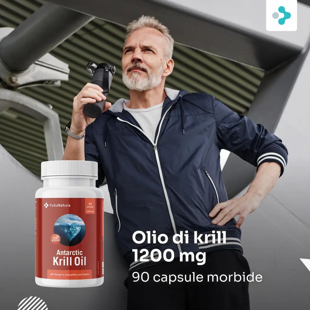 Uomo con giacca tiene fotocamera. Accanto, flacone di Antarctic Krill Oil. Scritta: Olio di krill 1200 mg, 90 capsule morbide.