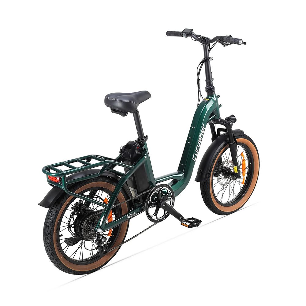 Bicicletta elettrica verde vista da dietro. Portapacchi, sella e batteria visibili. Marchio: Cyrusher.