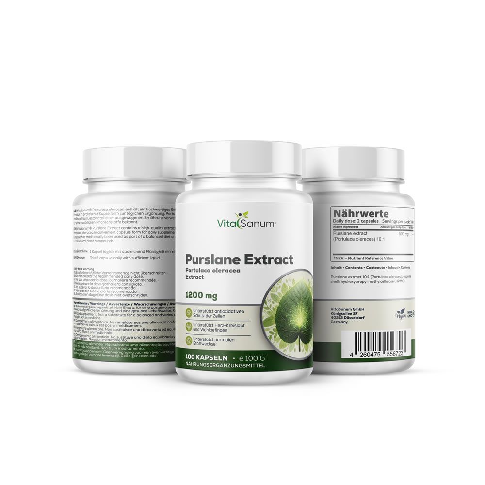Tre flaconi bianchi con etichetta VitaSanum®. Scritta: Purslane Extract, 1200 mg. Immagine di Portulaca oleracea. 100 capsule.