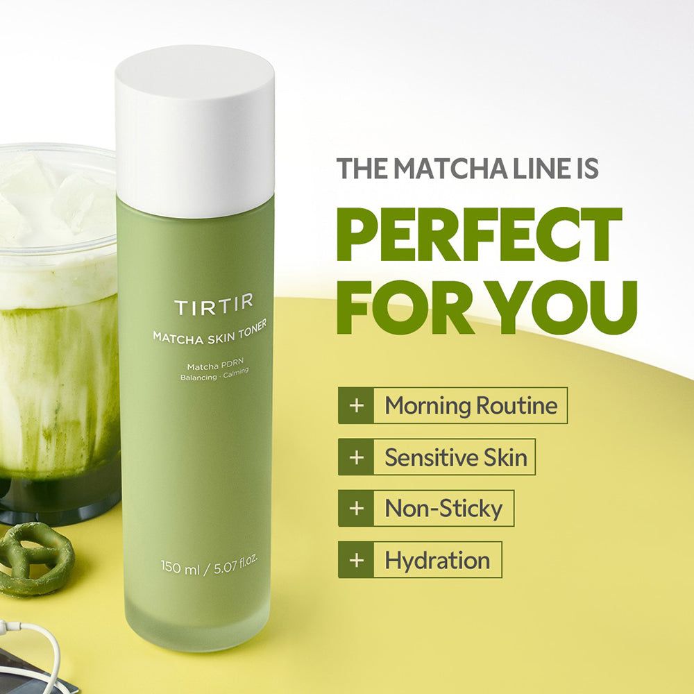 Flacone verde con tappo bianco. Testo: TIRTIR Matcha Skin Toner. Caratteristiche: routine mattutina, pelle sensibile, non appiccicoso, idratazione.