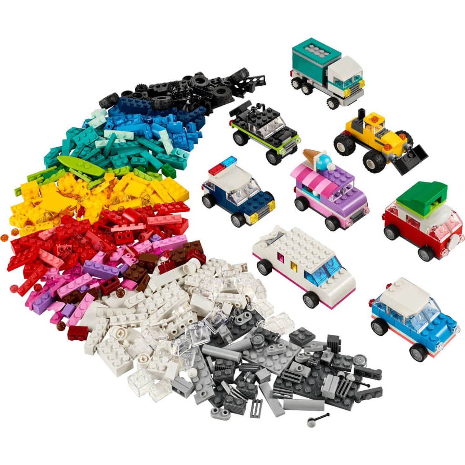 Varie auto e mattoncini LEGO. Include modelli di auto, tra cui un'auto della polizia, un camioncino dei gelati e un camion. Colori diversi.