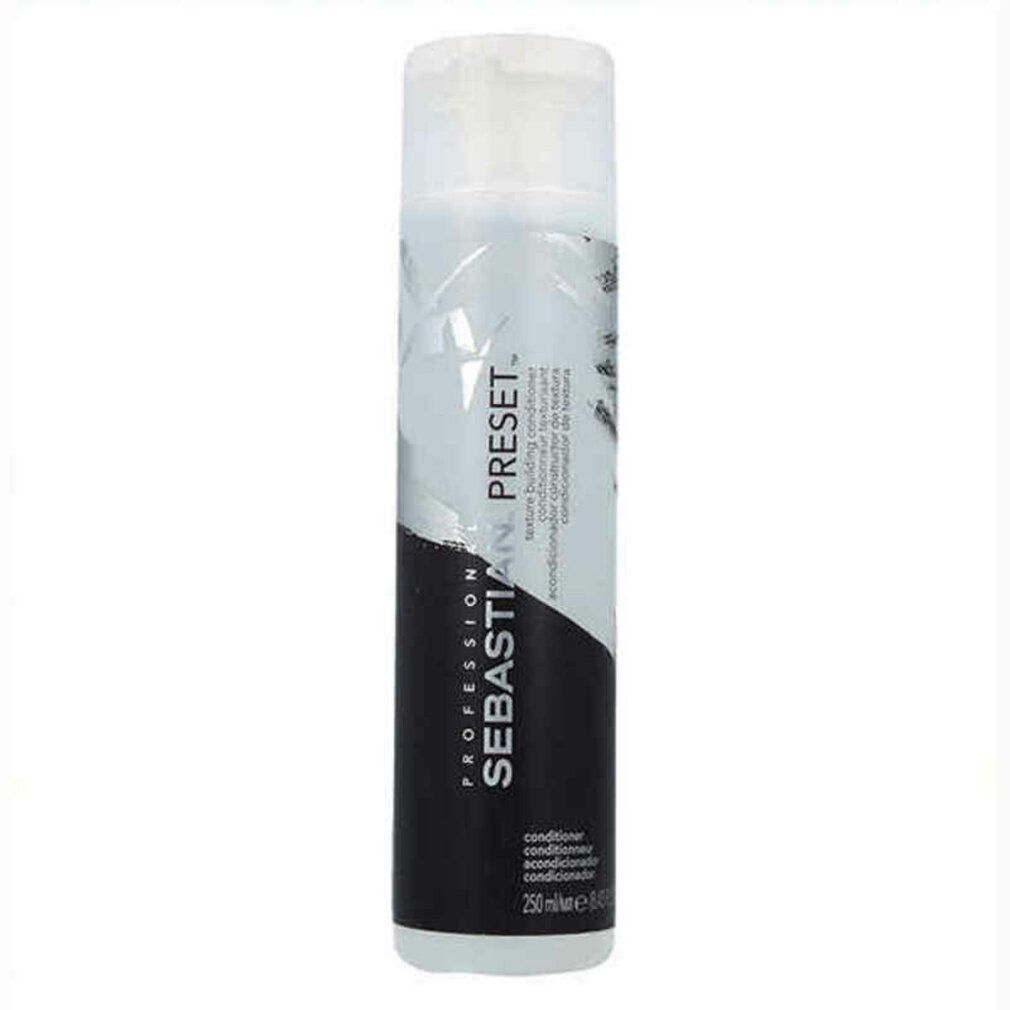 Flacone di balsamo. Design bianco e nero. Scritta: Sebastian. Preset. Balsamo texture. 250 ml.