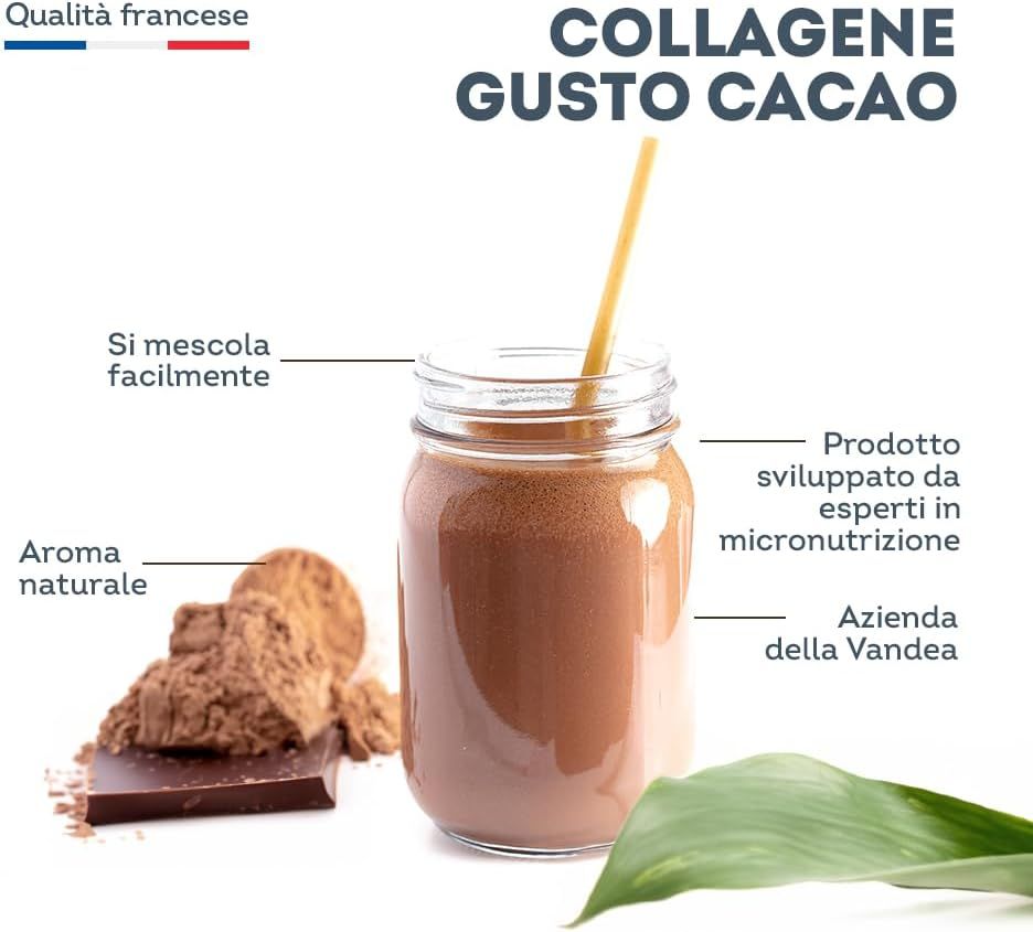 Bicchiere con bevanda di polvere di collagene. Con cannuccia. Aroma naturale. Sviluppato da esperti.