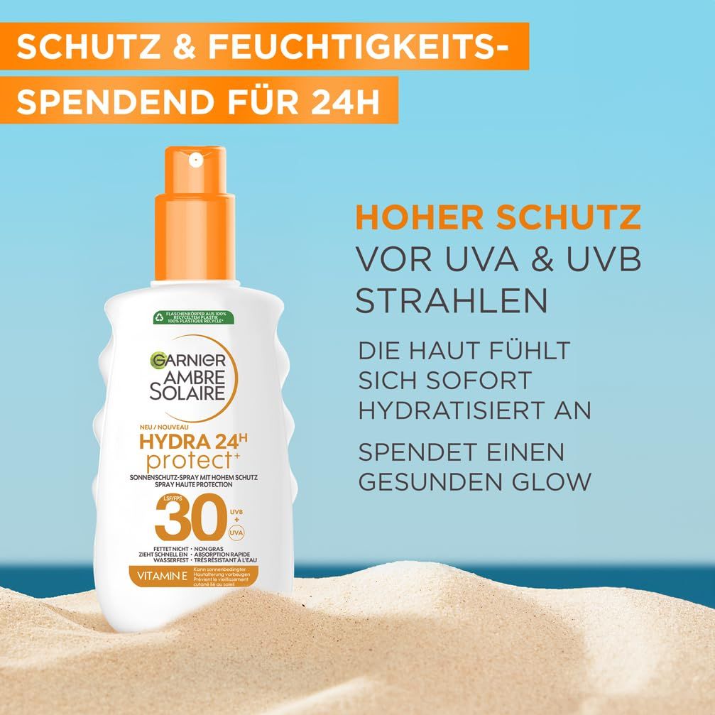 Garnier Ambre Solaire Hydra 24H Protect+ SPF 30 sulla sabbia. Testo: Alta protezione UVA & UVB. La pelle è idratata.