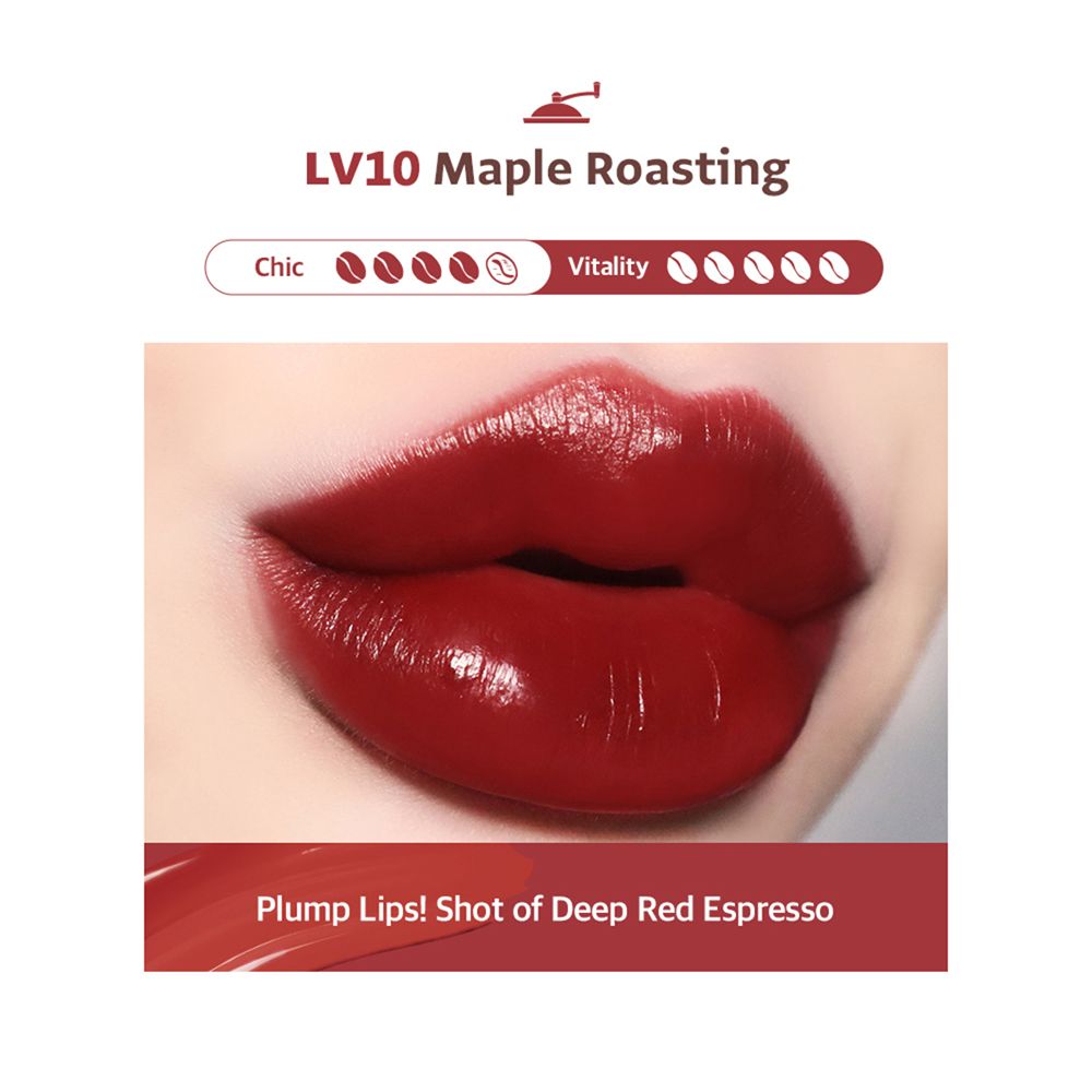 Primo piano di labbra con rossetto rosso. Testo: "LV10 Maple Roasting". Sottotitolo: "Plump Lips! Shot of Deep Red Espresso".