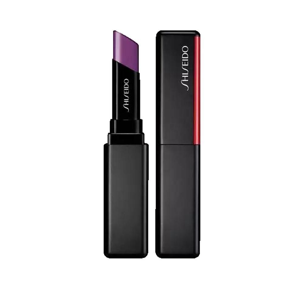 Rossetto viola, aperto e chiuso. Astuccio nero con dettaglio rosso. Scritta SHISEIDO visibile.