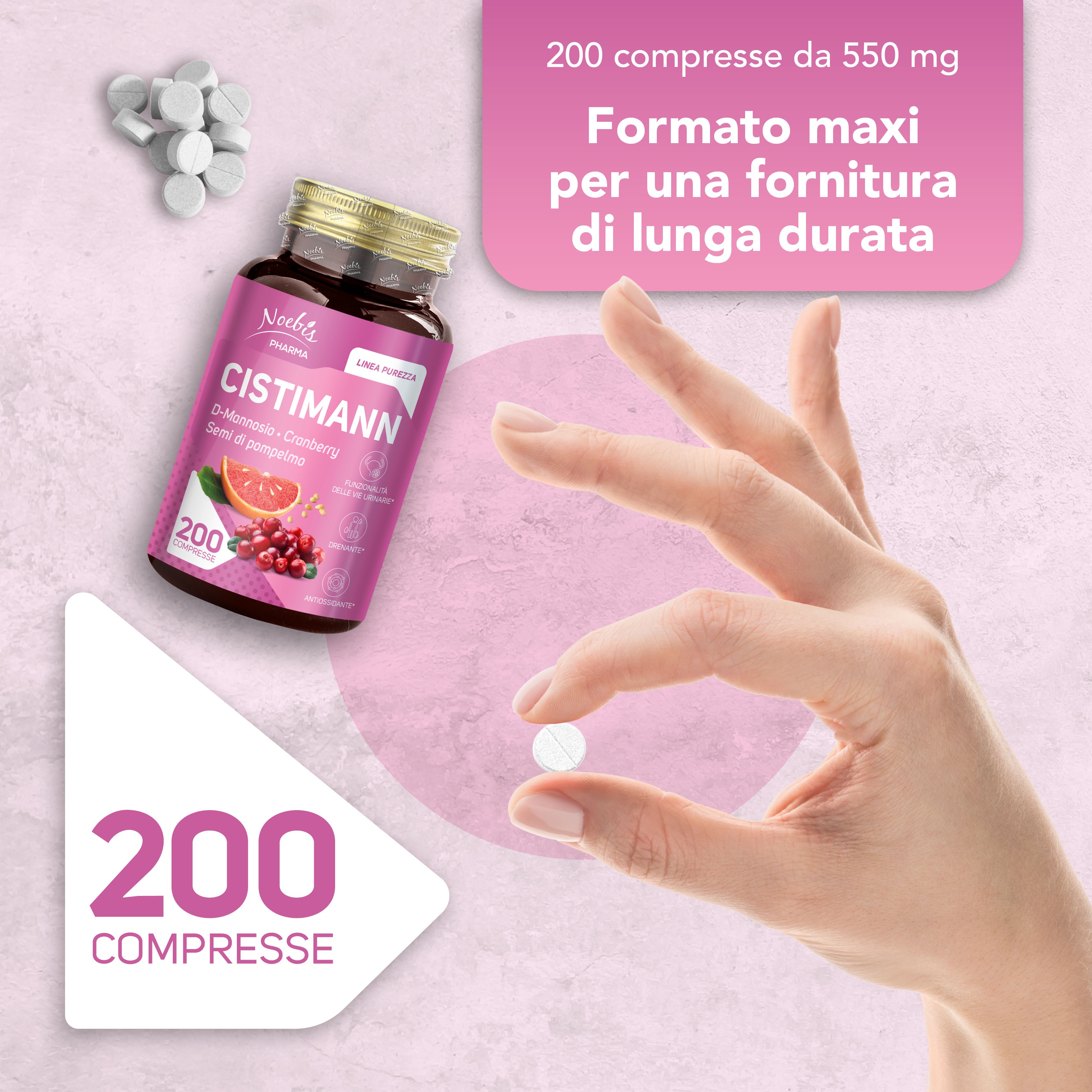 Flacone Noebis Pharma Cistimann, 200 compresse. Mano che tiene una compressa. Formato maxi per lunga durata.