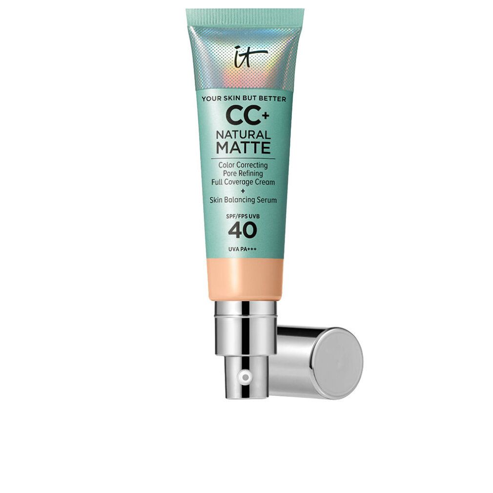 Tubo CC+ Natural Matte SPF 40. Correzione colore, affinamento pori, crema coprente. Tonalità beige chiaro.