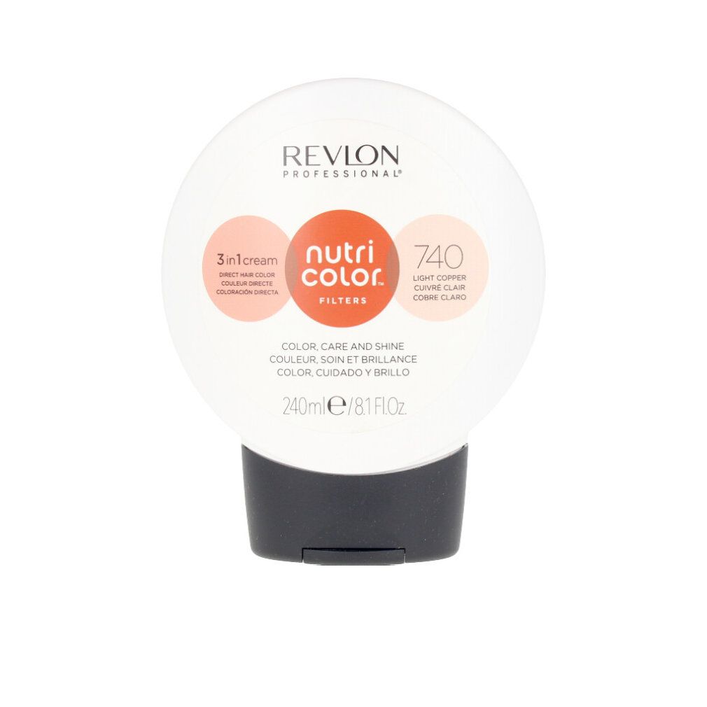 Tubo bianco e nero. Scritta: Revlon Professional, Nutri Color Filters 740. 3-in-1 Cream. 240ml/8.1 Fl Oz. Rame chiaro.
